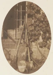 Stilleben med trädgårdsutrustning